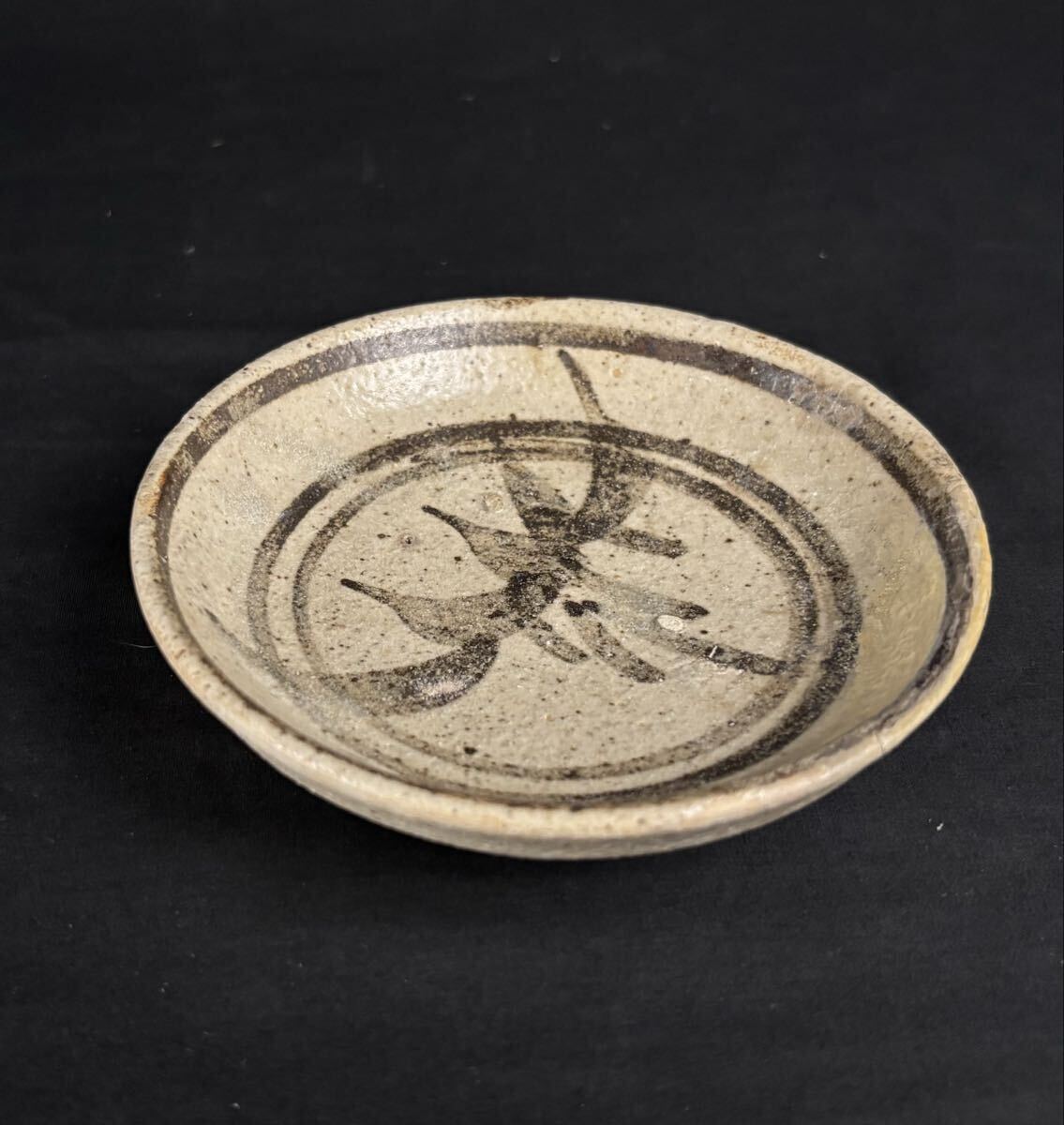 古志野 絵志野 蘭竹文 鉄絵 長石釉 小皿 豆皿 懐石皿【桃山〜江戸期】 古美術《蒐集家放出品》拍卖