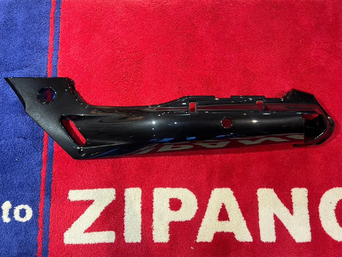 ■ 新品 未使用 デッドストック カワサキ ZZ-R400 シートカウル テールカウル 左側 36001-1493-B5 ブラックメタリック バイク部品 札幌発★拍卖