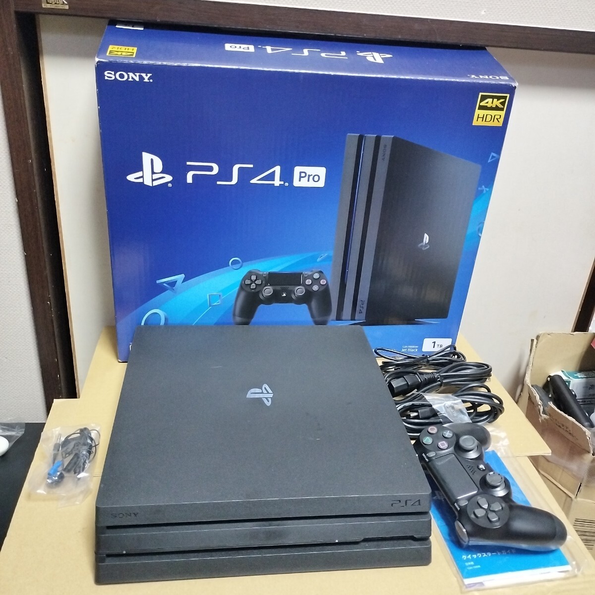 SONY ソニー PS4 PlayStation4 Pro CUH-7000B拍卖
