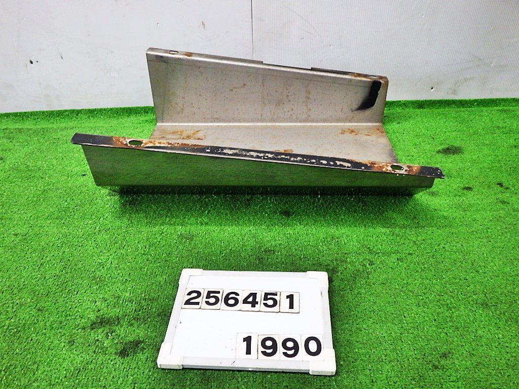 ☆ジムニー JA11V☆ 燃料タンクガード 社外 ★送料無料(沖縄・離島は除く)★ 256451拍卖