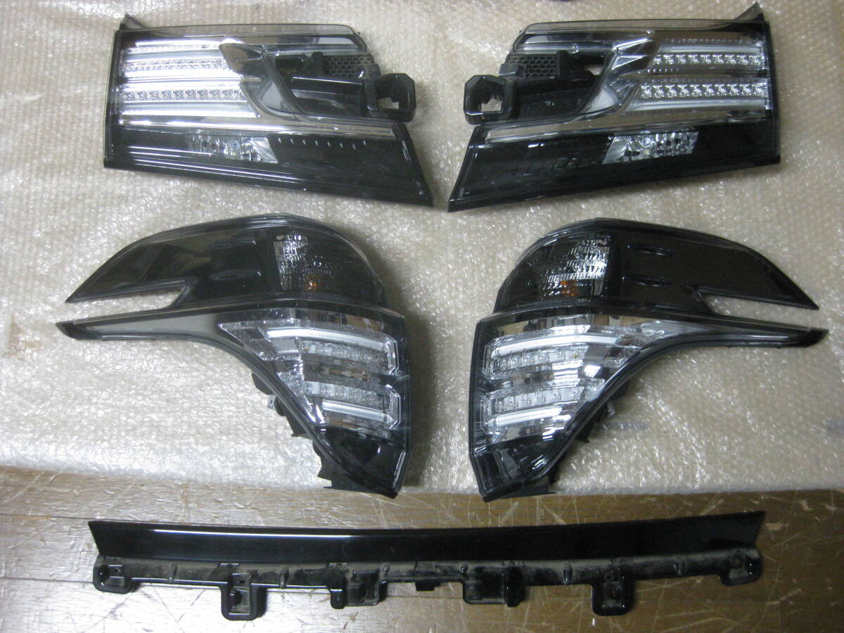 30 前期 ヴェルファイア 純正 テール 美品 フル点灯確認済み拍卖