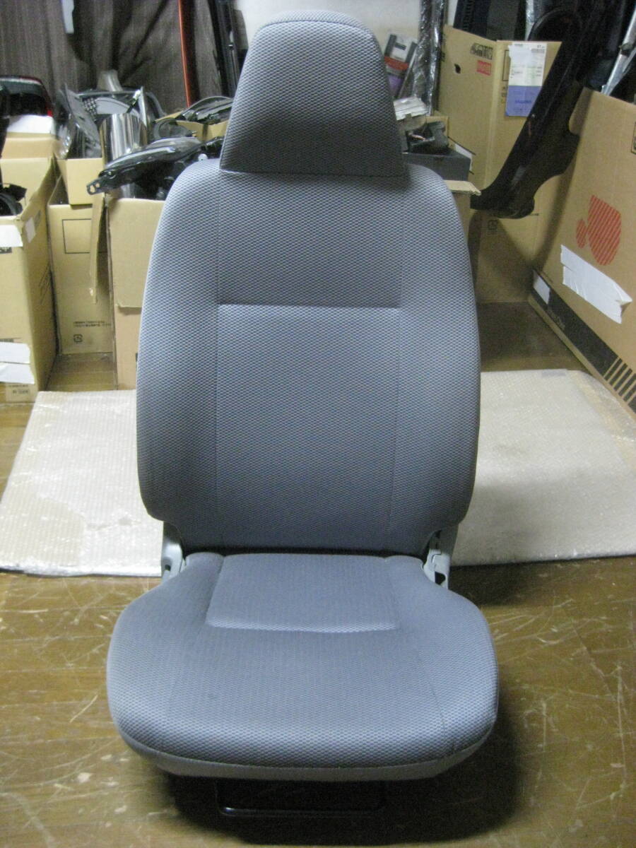 200 ハイエース ナロー 標準 1~3型用 純正 運転席 シート ドライバーズ拍卖