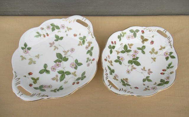 ■ウェッジウッド ワイルドストロベリー ウィンザートレイ 2点■プレート トレー 午-11拍卖