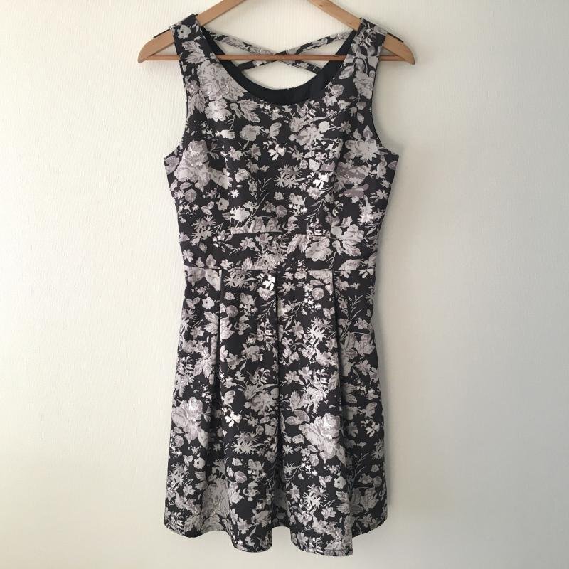 NICE CLAUP 表記無し ナイスクラップ ワンピース ひざ丈スカート One-Piece Medium Skirt 黒 / ブラック / X 灰 / グレー / 10033698拍卖