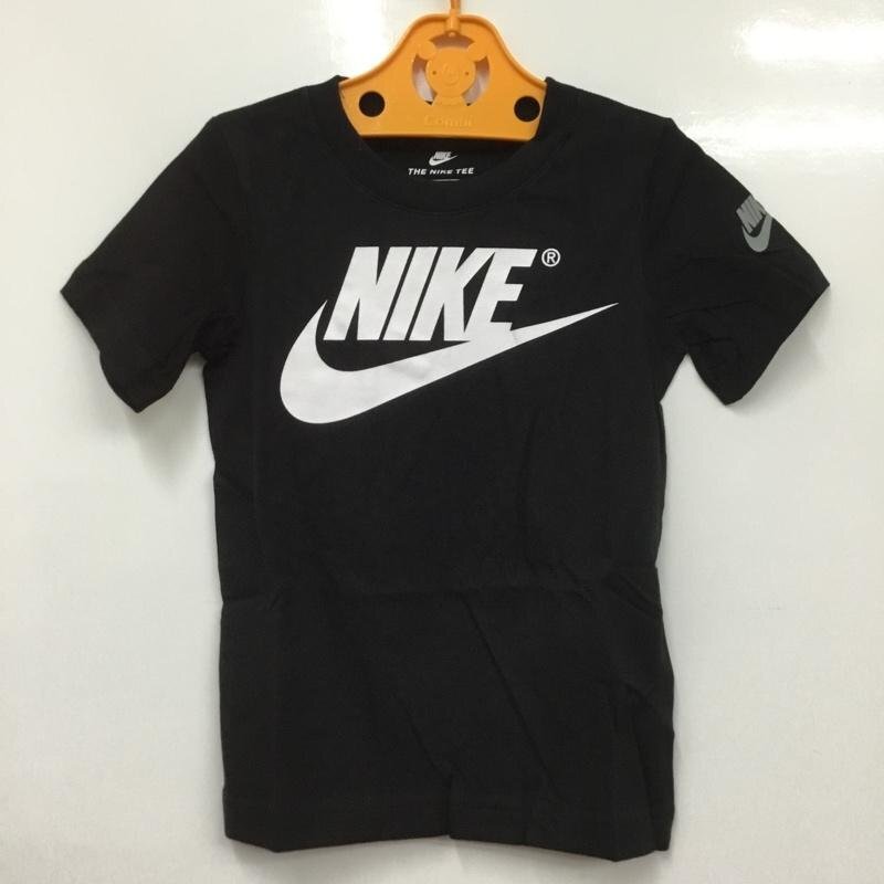 NIKE S ナイキ Tシャツ 半袖 86E765-023 104-110cm 4-5YRS タグ付き T Shirt 黒 / ブラック / 10132982拍卖
