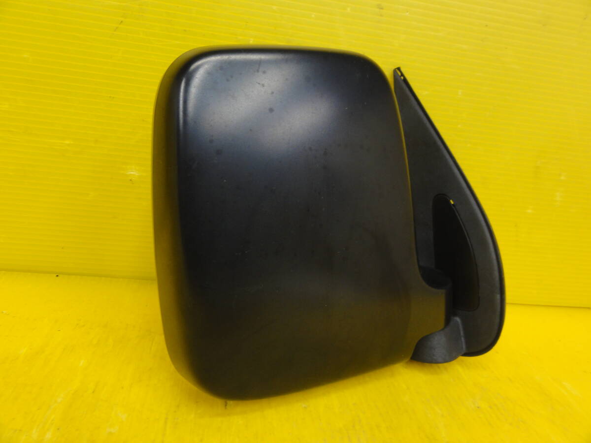 ☆平成17年車 ホンダ HM2 バモス 4WD 右 ドアミラー サイドミラー 黒 素地 純正☆F30865 m拍卖