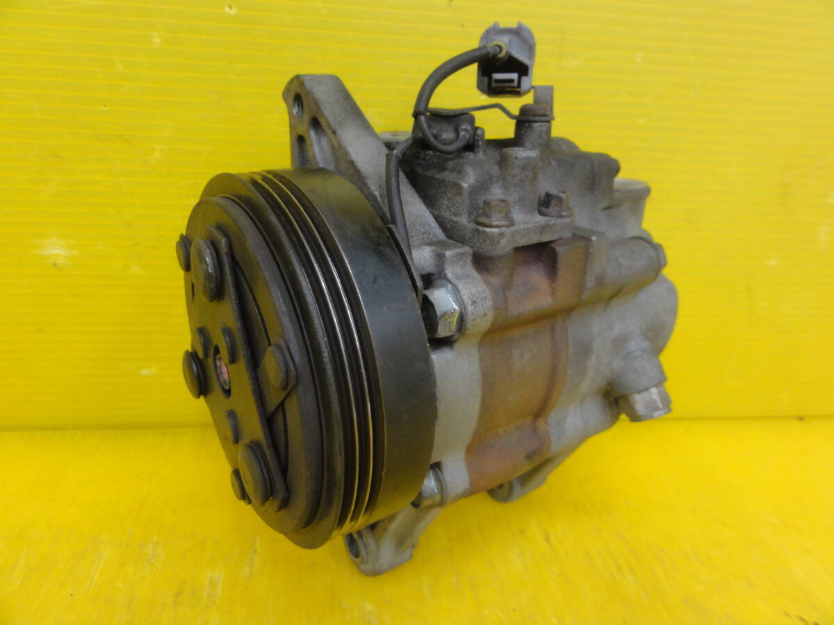 ☆平成17年車 ホンダ HM2 バモス 4WD エアコンコンプレッサー クーラー 純正 動作OK☆F30877 m拍卖