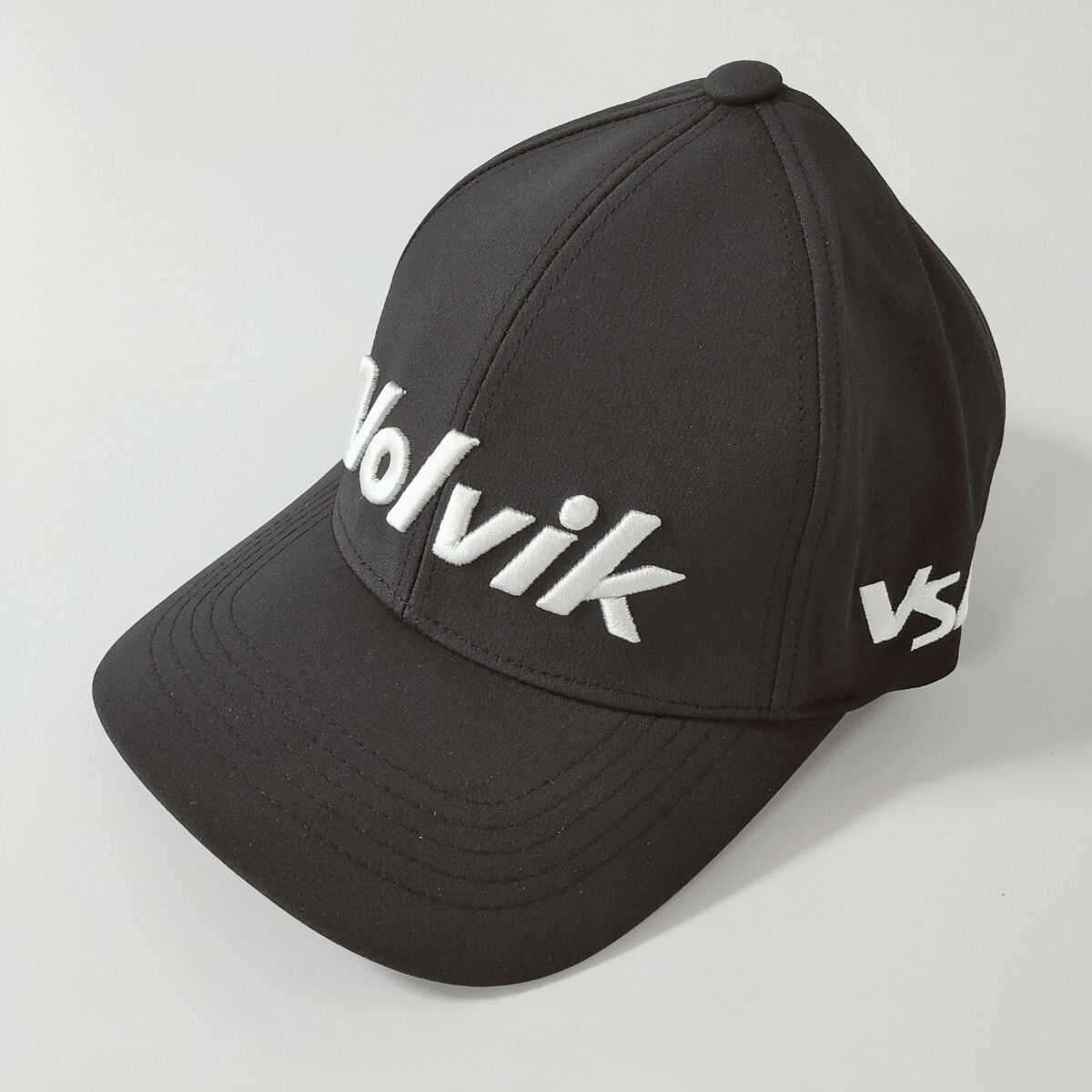 新品 Volvik ブラック キャップ ゴルフキャップ 帽子 黒 ゴルフウェア キャップ 男女兼用拍卖