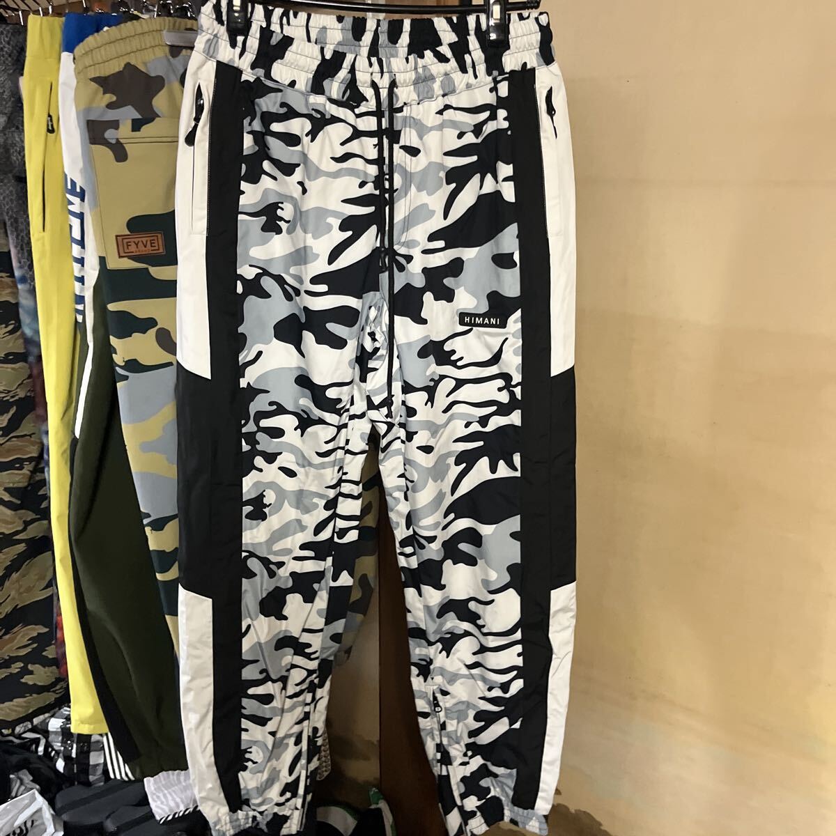 himass maniaスノボ用パンツ2拍卖