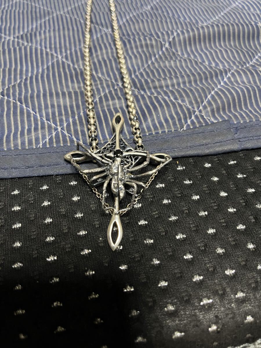 Wild strawberryペンダント拍卖