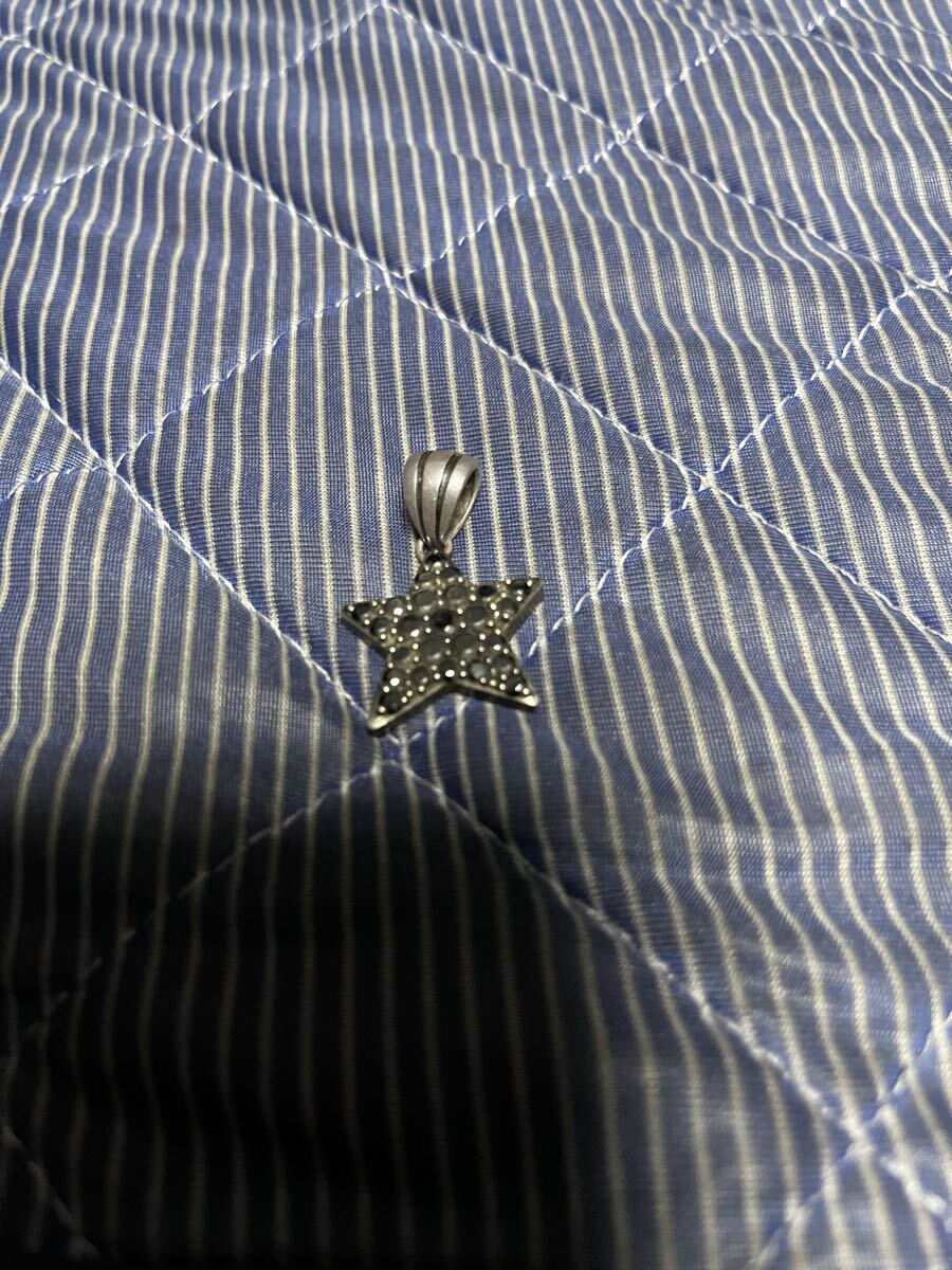 Justin Davisペンダントトップ拍卖