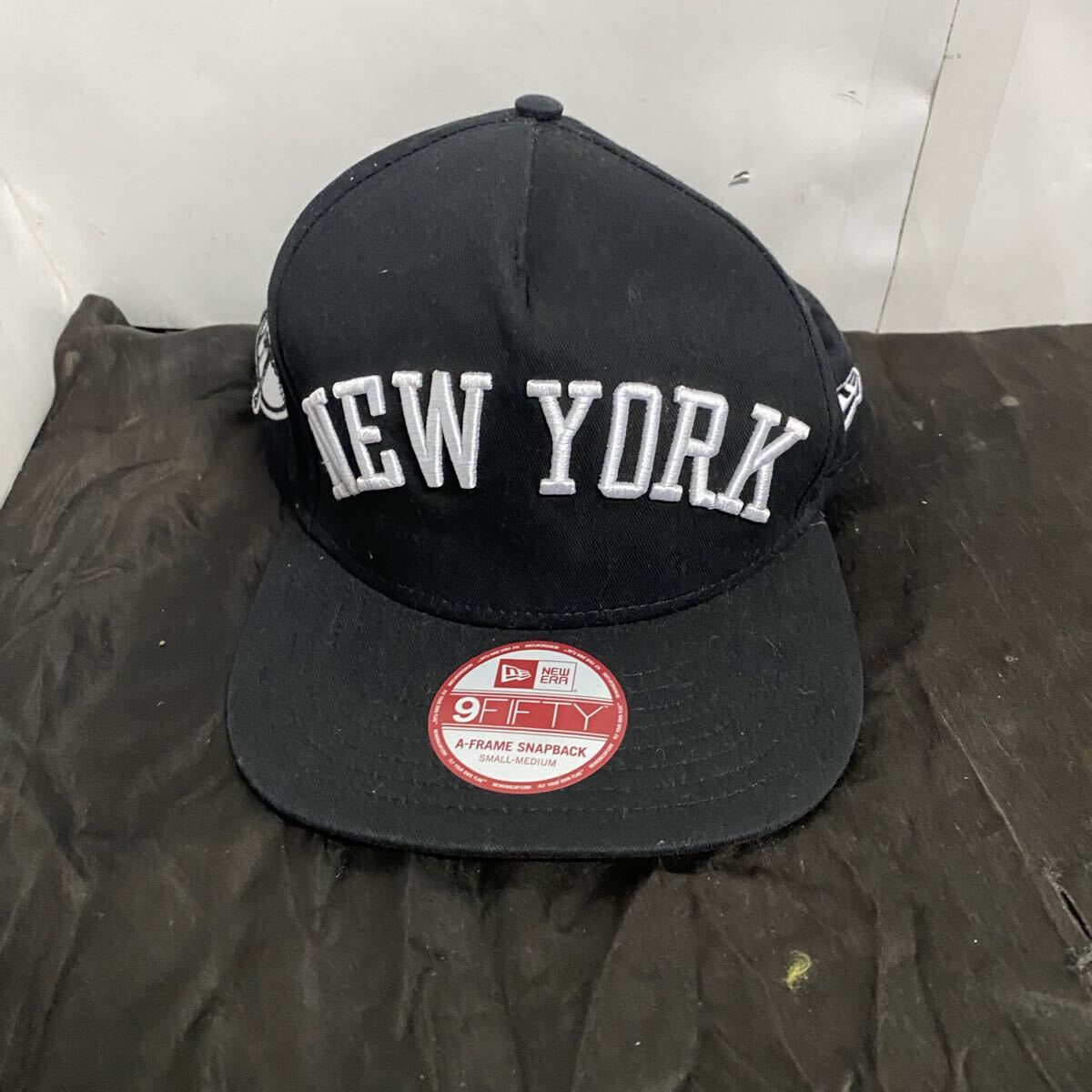 NEW ERA キャップ S-M NEW YORK シール付き ニューエラ 帽子 NY拍卖