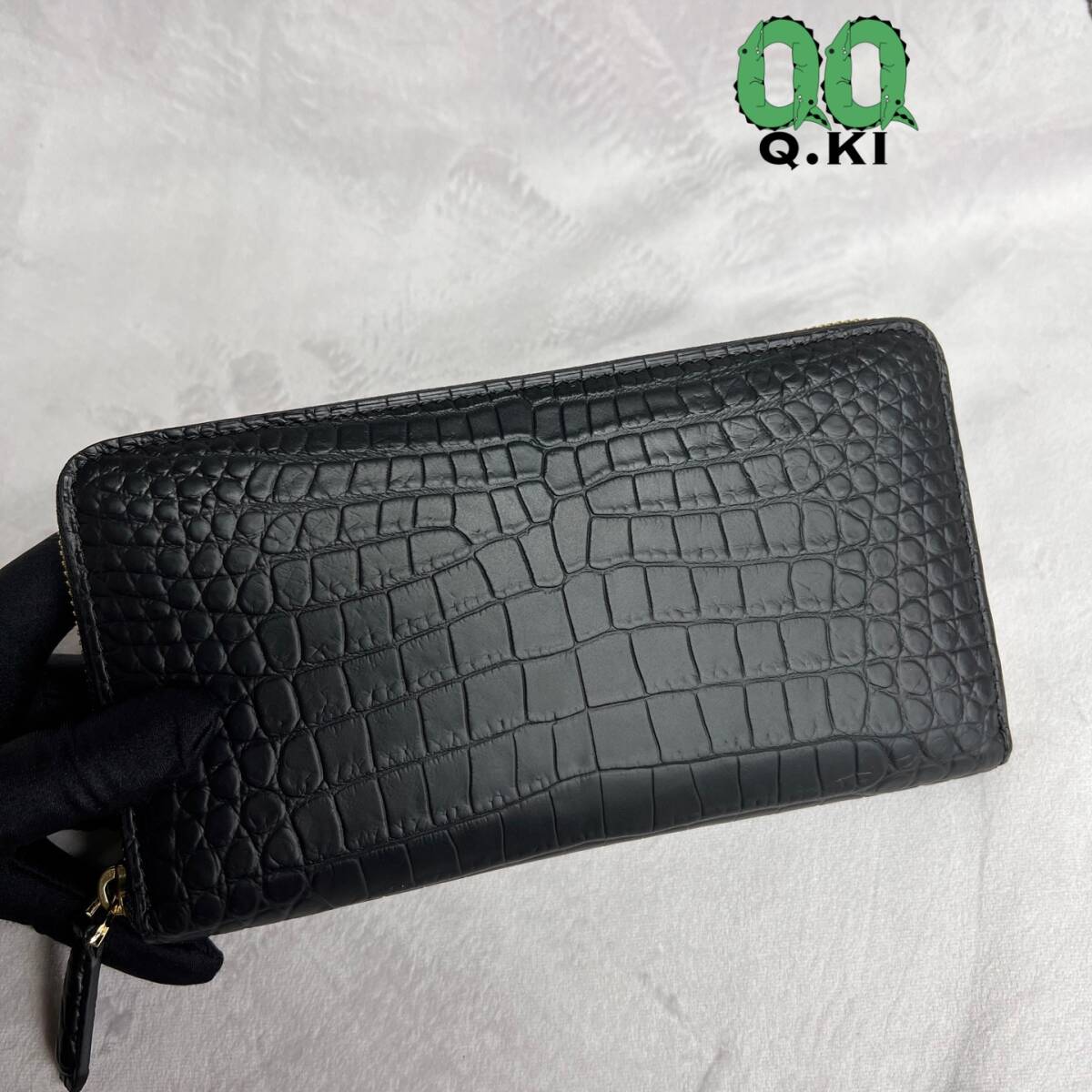一生モノの逸品 ファスナー金 高級クロコダイル マット加工 丈夫なワニ革 メンズ長財布 ラウンドファスナーYKK 腹革センター取り 黒拍卖