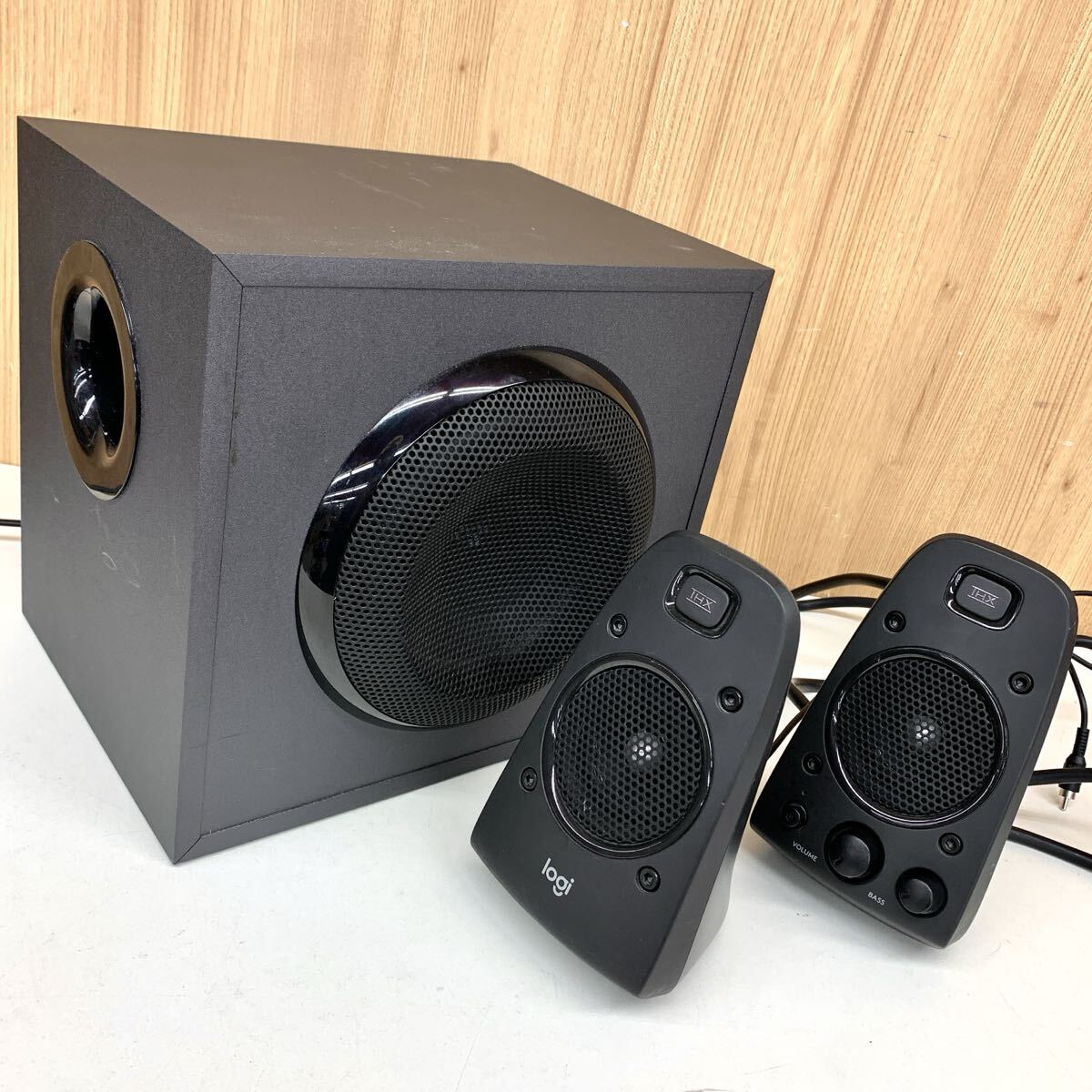 【J-2】 Logicool Z625 Speaker System スピーカーシステム ロジクール 音出し確認済み 傷多数 4724-111拍卖