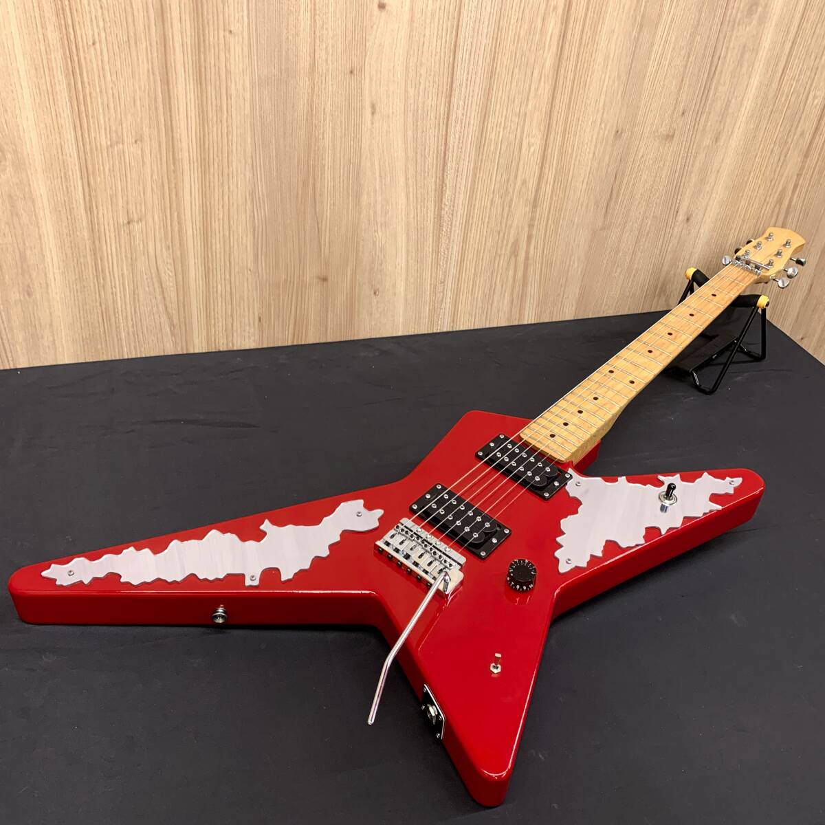 【Y2】 ノーブランド ランダムスタータイプ エレキギター 要修理 変形ギター 高崎晃 ラウドネス 4659-27拍卖