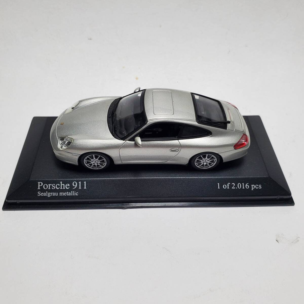 ミニチャンプス 1/43 ポルシェ 911 拍卖