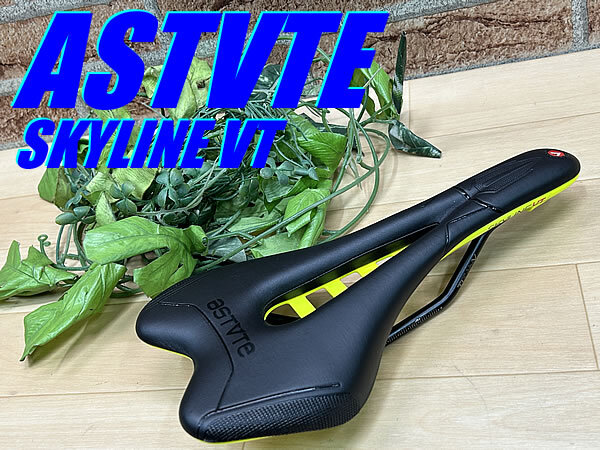 ☆ ほぼ未使用!! ASTVTE SKYLINE VT TITANV 135mm 218g アスチュート スカイライン 穴あき 軽量サドル チタンバナジウム合金レール M-951拍卖