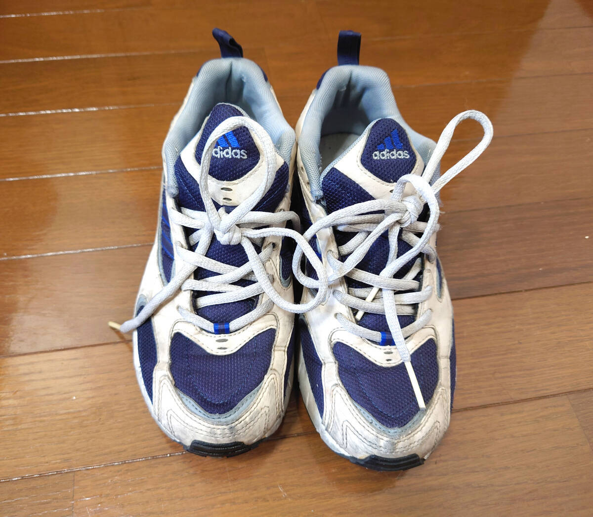 adidas アディダス スニーカー 23.5 USED 中古拍卖