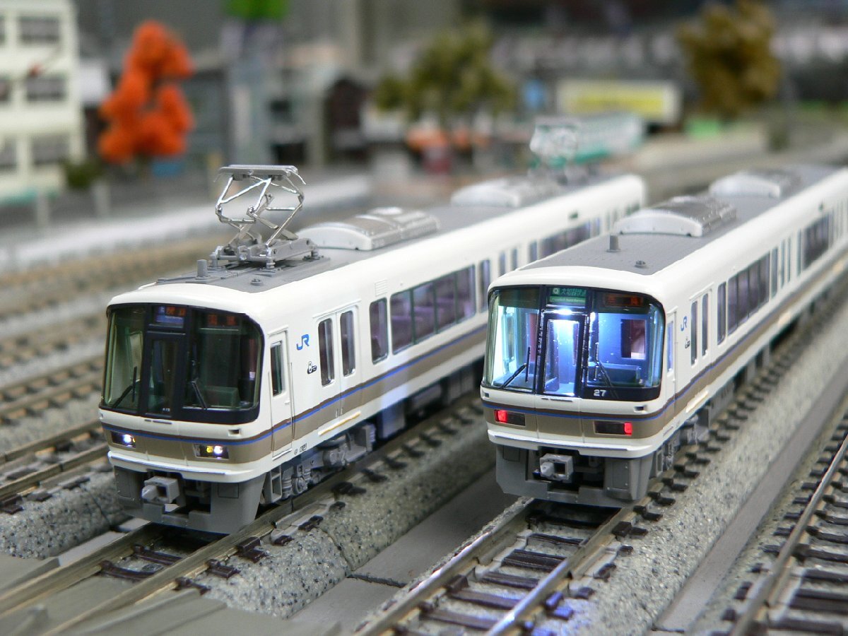 *もけいや松原* 車掌室灯&室内灯付 カトー 10-1581&1492 221系リニューアル車嵯峨野線&大和路快速増結 従来型モーター化 8両セット拍卖