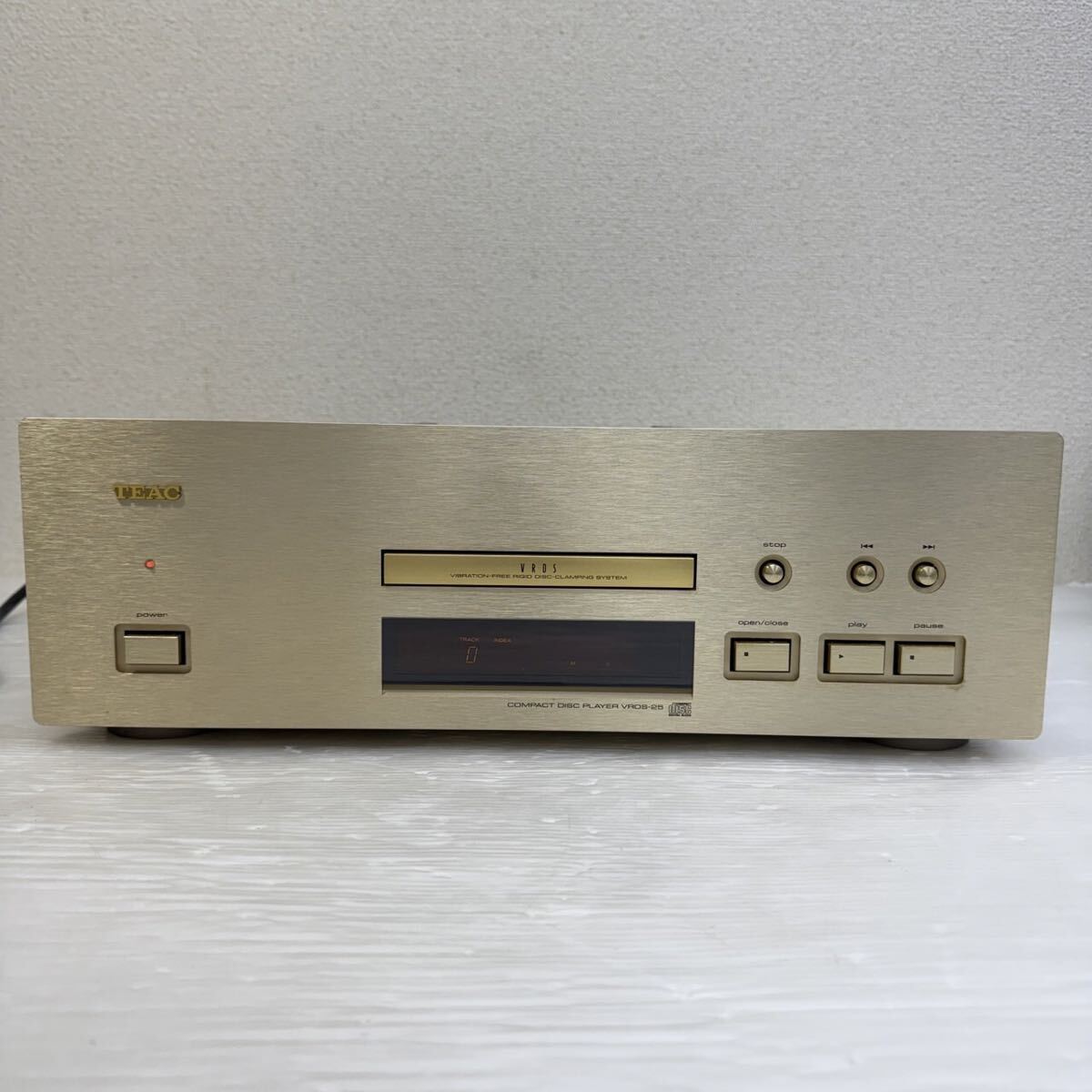 ☆TEAC ティアック☆CDプレーヤー VRDS-25 オーディオ機器 CDデッキ拍卖