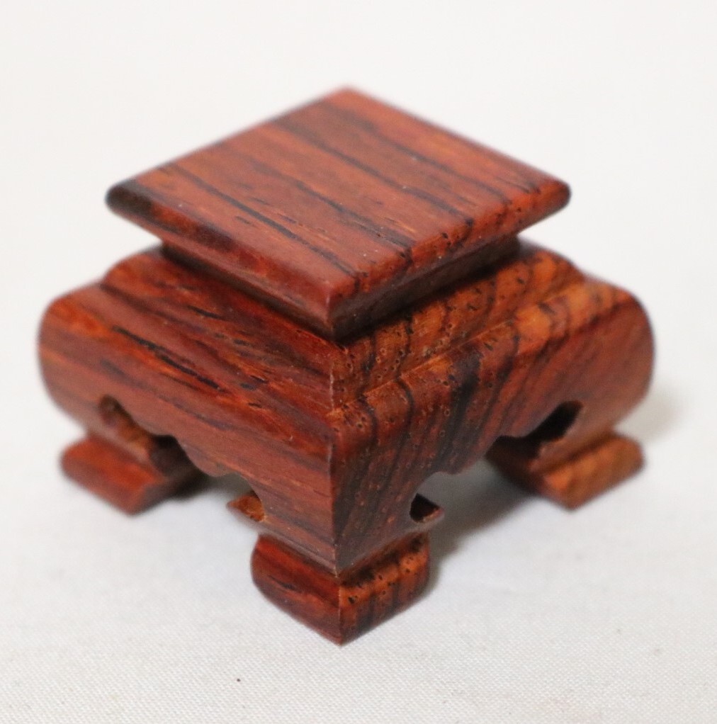 台座 飾台・印章台座 唐木紅木 1.8×1.8    DQ04拍卖