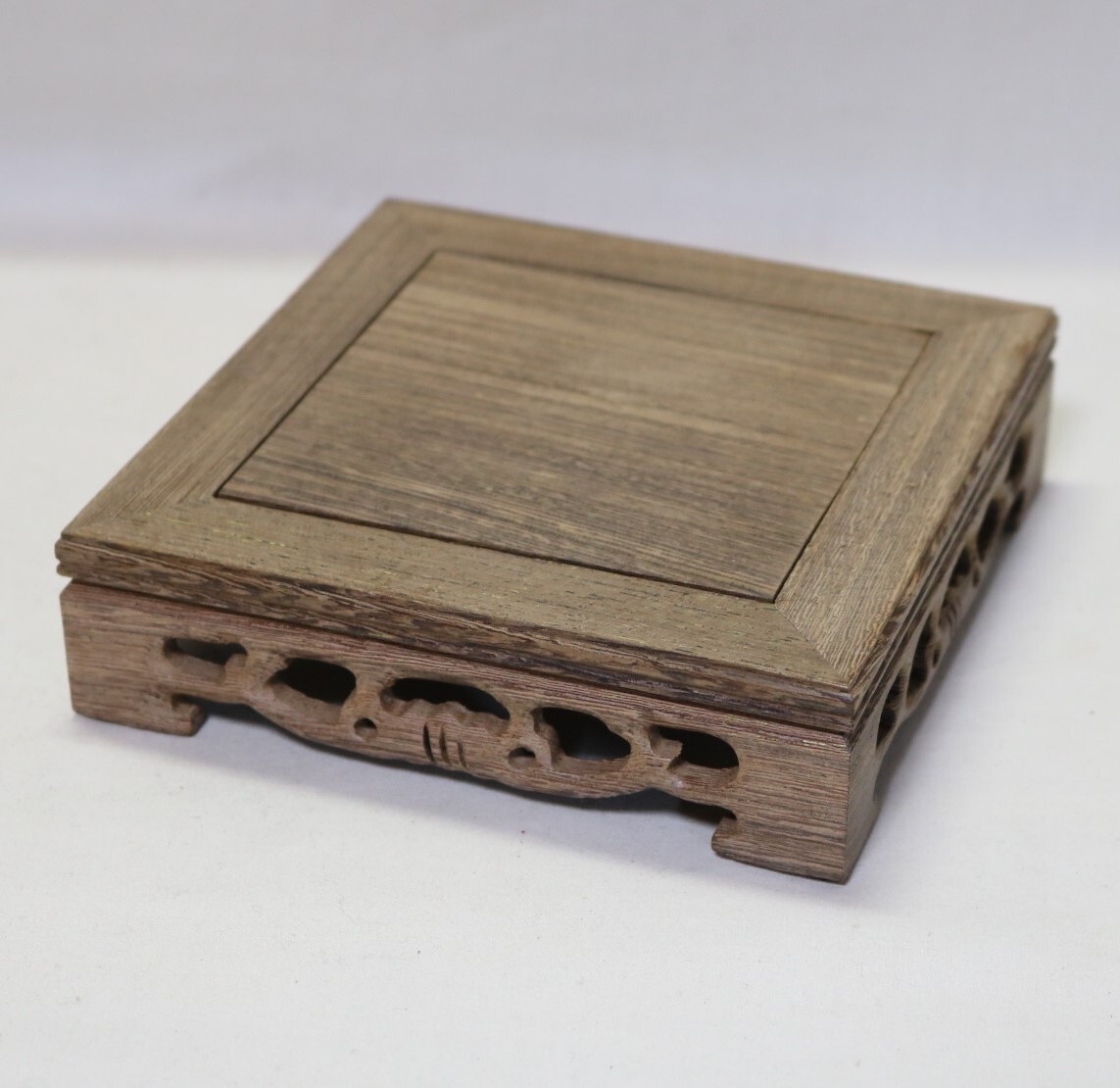 台座 花台・香炉台・飾台 唐木紅木 13.6×13.6    DR32拍卖