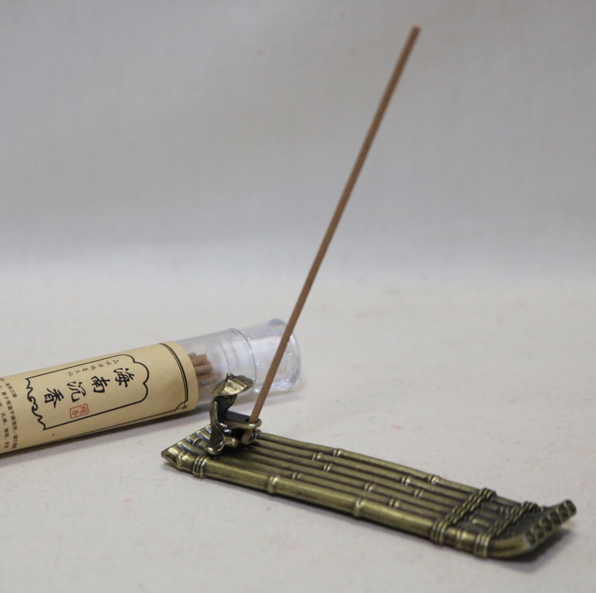 漁翁いかだ線香立てと唐土香のセット DY17拍卖