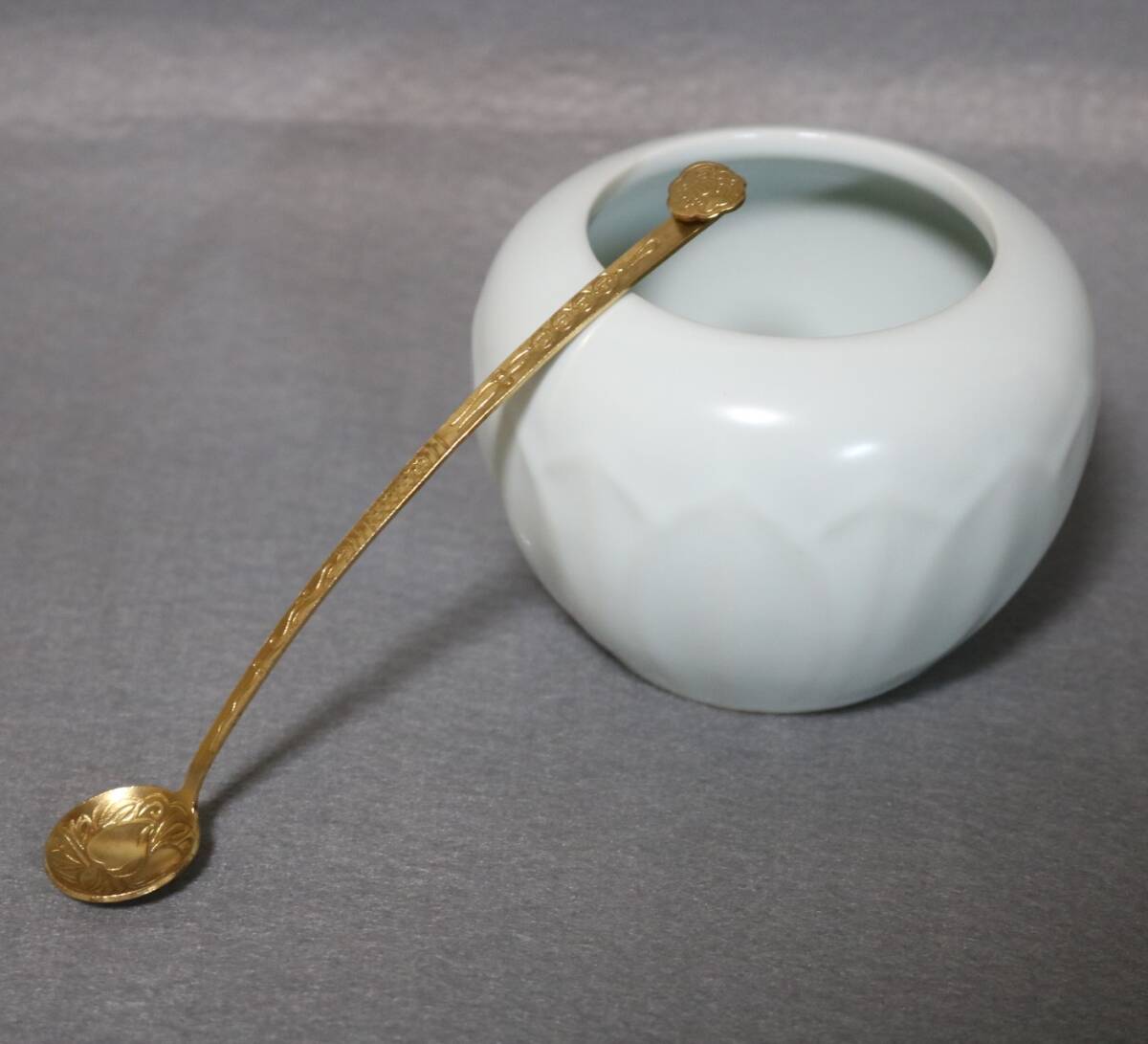 水滴 硯滴 汝窯蓮弁水瓶・水杓子    DJ19拍卖