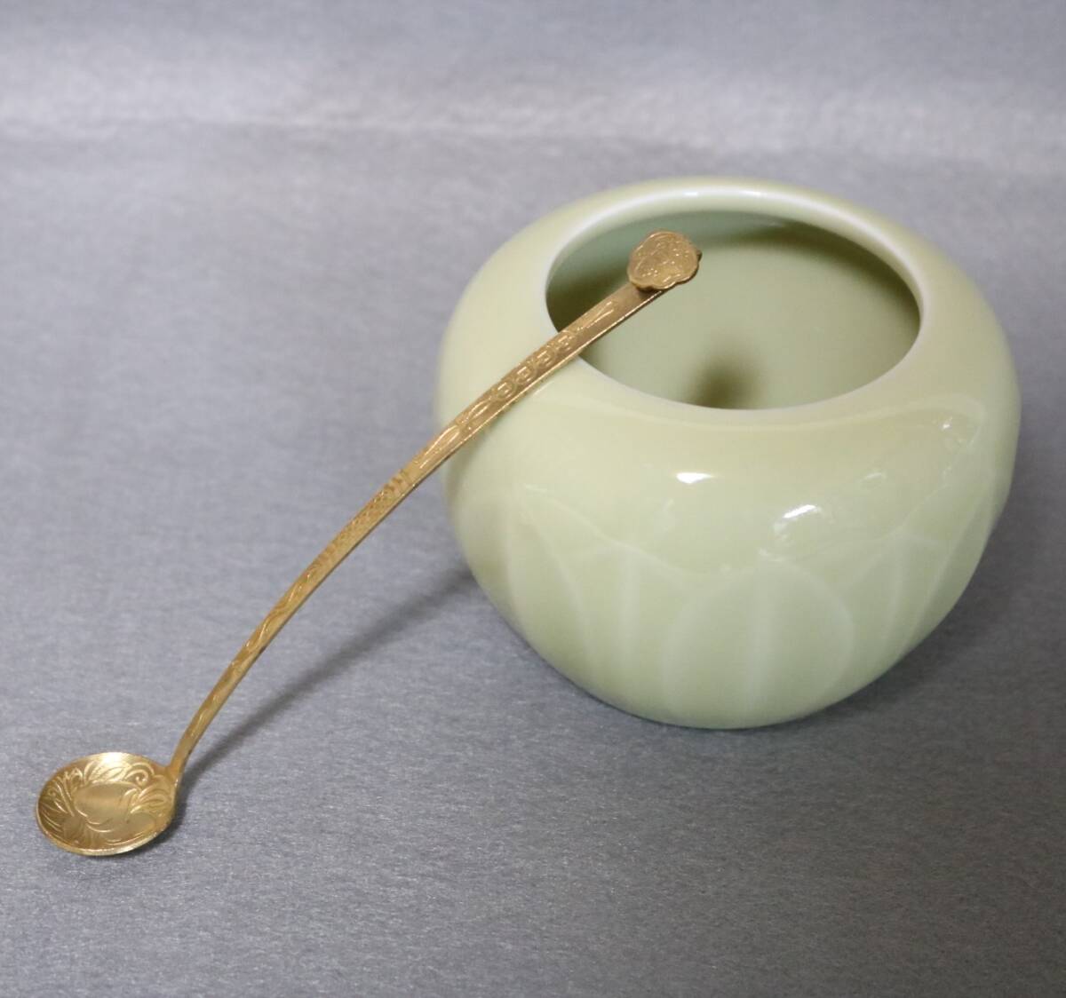 水滴 硯滴 米黄蓮弁水瓶・水杓子    DJ17拍卖