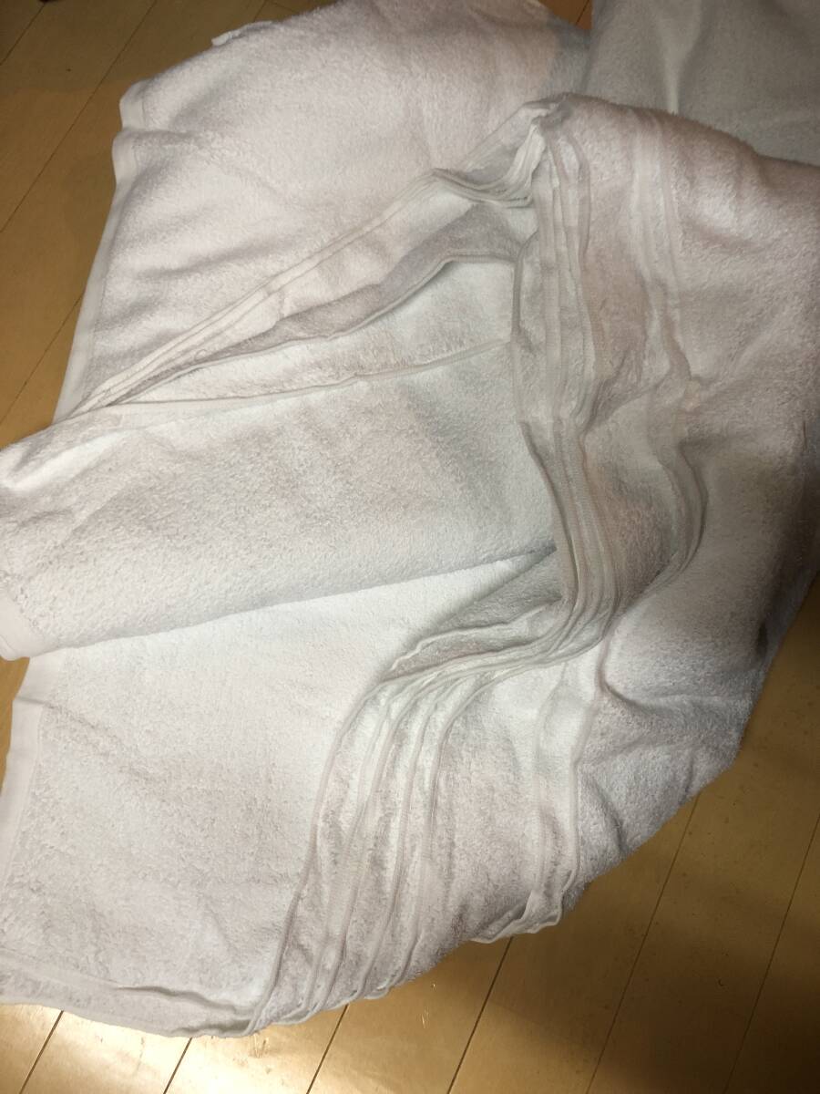 未使用品!バスタオル10枚!シンプルな真っ白バスタオル拍卖