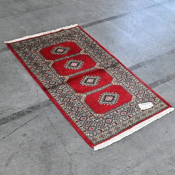新品 未使用 パキスタン製 手織り ウール絨毯 ラグ ボハラ柄 ギュル文様 ハンドノット 羊毛 カーペット マット ホテル 応接室 P-104拍卖