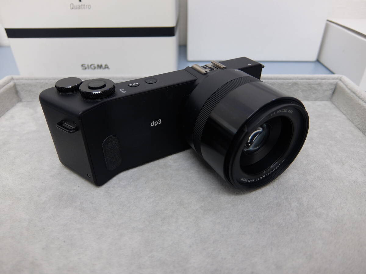 【中古】シグマ SIGMA dp3 Quattro デジタルカメラ 簡易動作確認済  拍卖