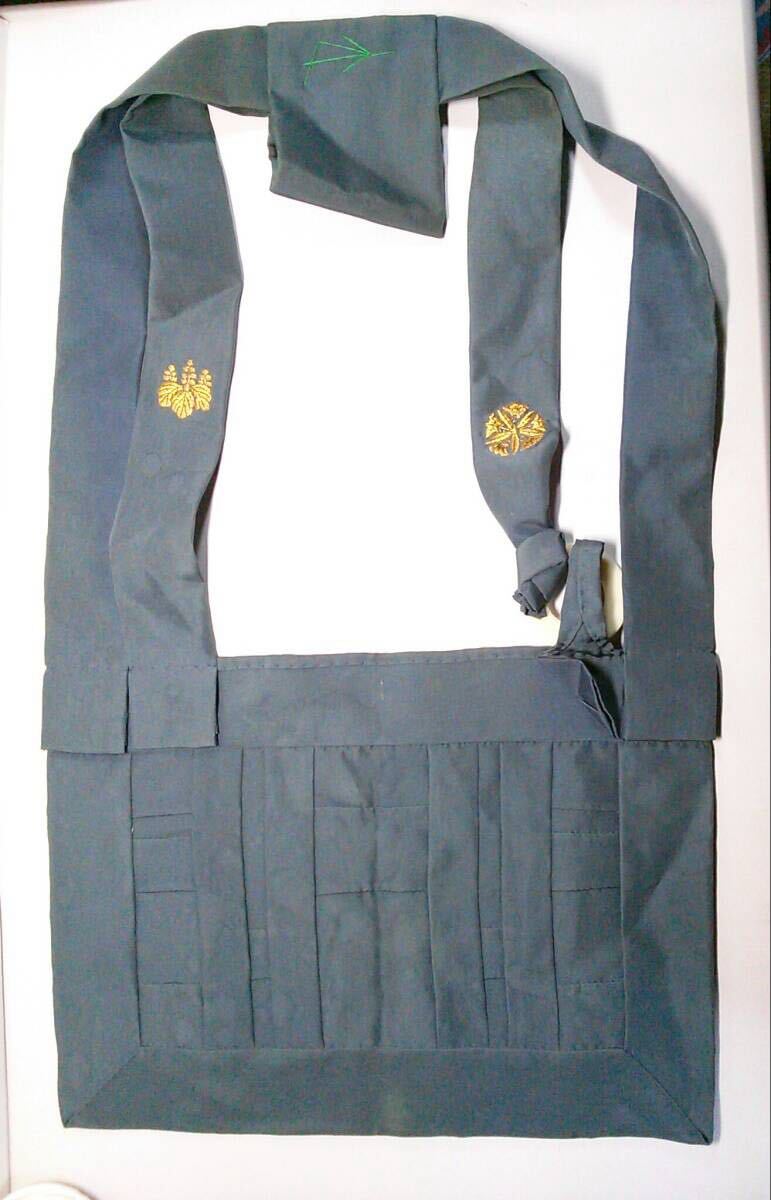◆曹洞宗◆◆淡紺色絡子◆両山紋◆正絹◆幅34丈25竿丈82センチ◆寺院用仏具◆法衣◆法要◆葬儀◆拍卖