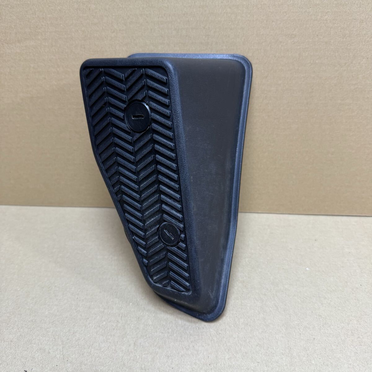 純正 フットレスト 足置き ハイエース 100系 ワゴン スーパーカスタムG KZH106W 1KZ-TE 4WD 拍卖