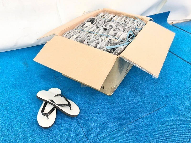 #【米軍放出品】☆未使用品 ビーチサンダル シャワーサンダル Mサイズ 25~26cm 72足 ゴム草履 (140)☆CJ7A#25拍卖
