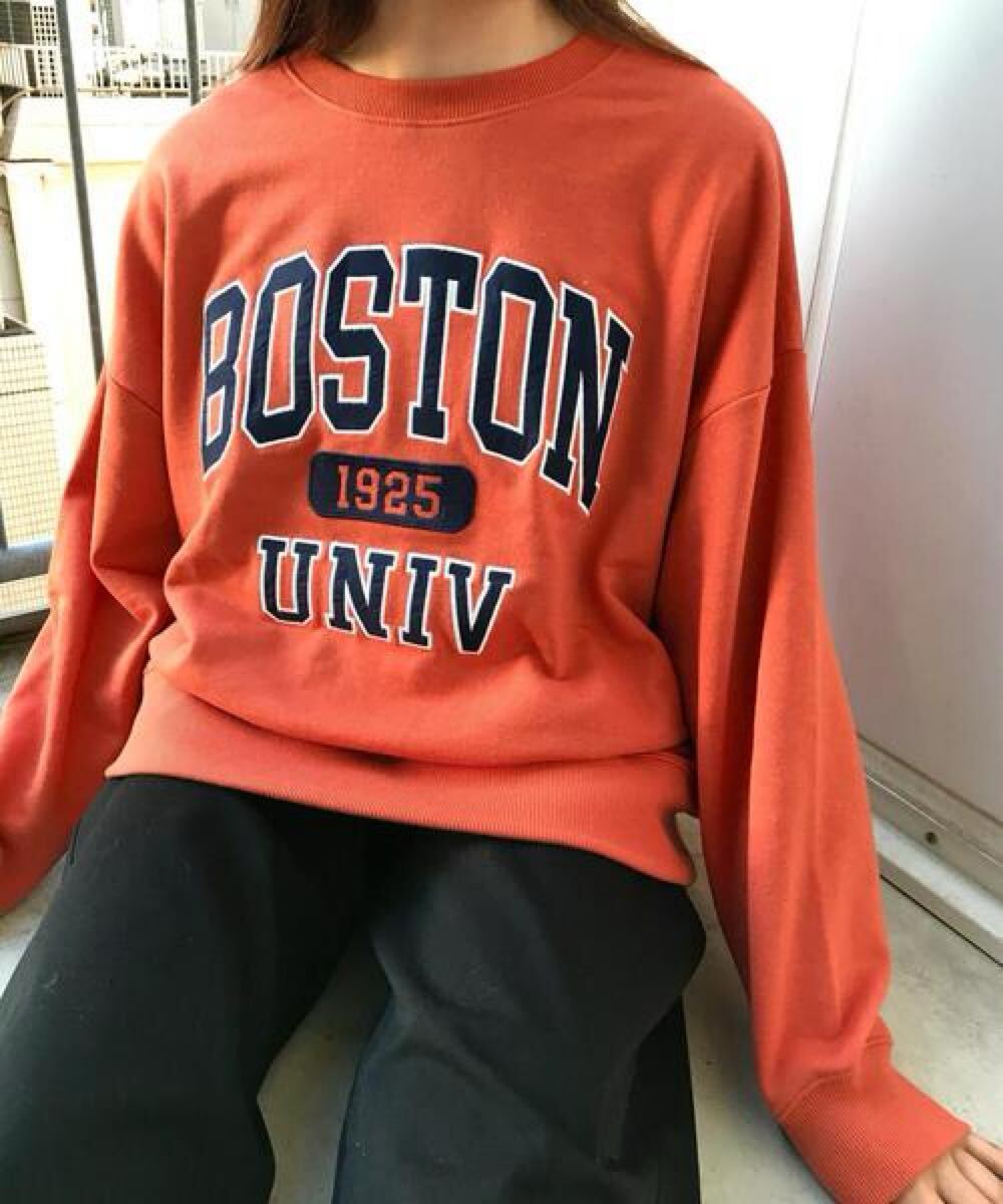 INGNI カレッジロゴスウェットプルオーバー トレーナー拍卖