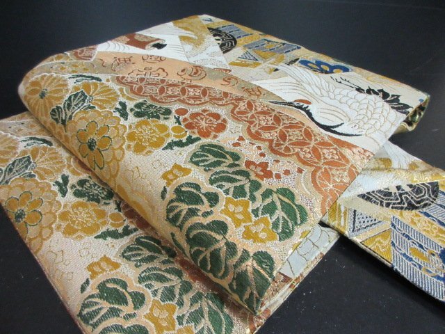 1円 良品 名古屋帯 正絹 和装 和服 飛鶴 四季花 七宝繋ぎ 御所車 巻き物 全通柄 九寸帯 長さ324cm【夢職】★拍卖