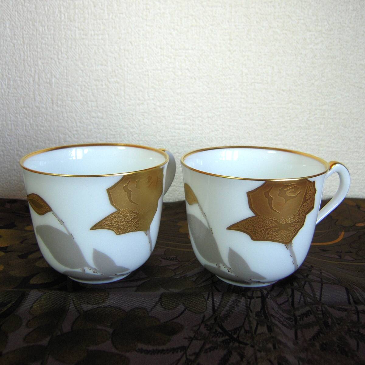 大倉陶園 金蝕バラ コーヒーカップ×2 ※カップのみ拍卖