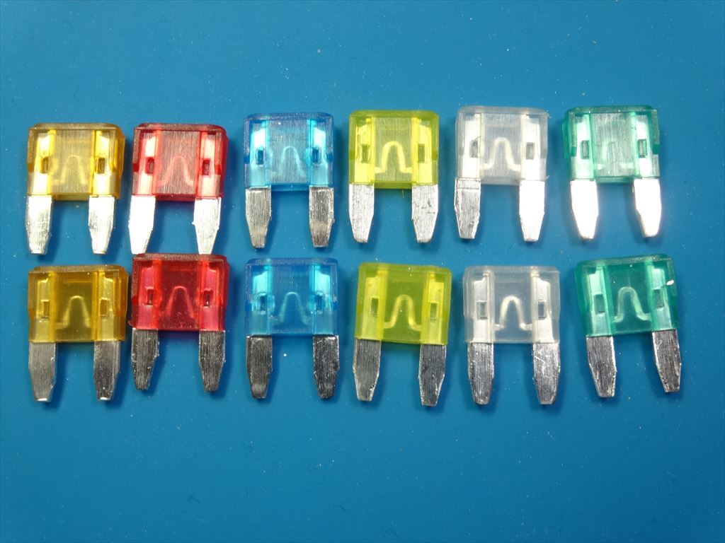 ●ヒューズ 6種×2=12個(5A,10A,15A,20A,25A,30A)【送料85円~】007拍卖