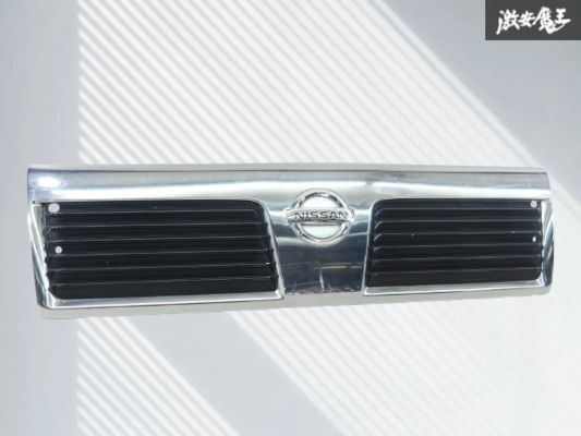 【割れ無し!!】NISSAN 日産 純正 U71W クリッパー フロントグリル ラジエータグリル メッキ グリル 7405A290 即納 在庫有 棚2F-Q-4拍卖