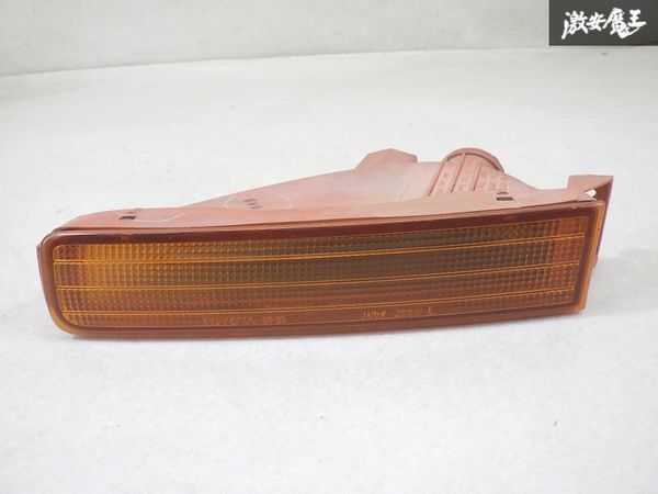 トヨタ 純正 UCF21 セルシオ 前期 フロント ウインカー コーナーランプ 左? 片側 1部のみ KOITO 50-33 即納 棚11-2拍卖