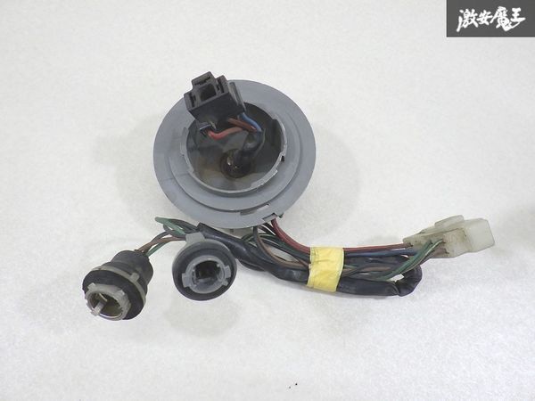 日産 純正 C31 ローレル 前期 メダリスト ハロゲン ヘッドライト ヘッドランプ 用 ハーネス 配線 片側のみ 即納 棚7-3-B拍卖