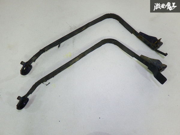 【ストア出品】 MAZDA マツダ 純正 FC3S サバンナ RX-7 RX7 13B-T 燃料タンク フューエルタンク 固定 ブラケット 2コ 即納 棚拍卖