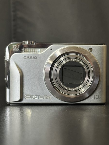 【MY05】CASIO EXILIM EX-H10 コンパクトデジタルカメラ バッテリー付属 カシオ拍卖