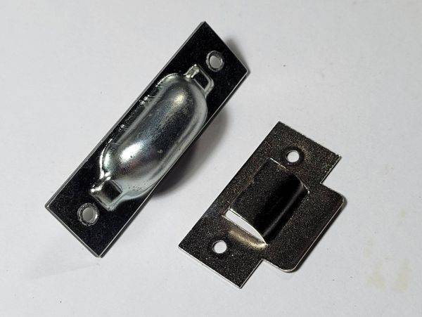 「STONG ストロング」「ROLLER DOOR CATCH ローラー ドア キャッチ」4個セット 新品未使用品 デッドストック拍卖
