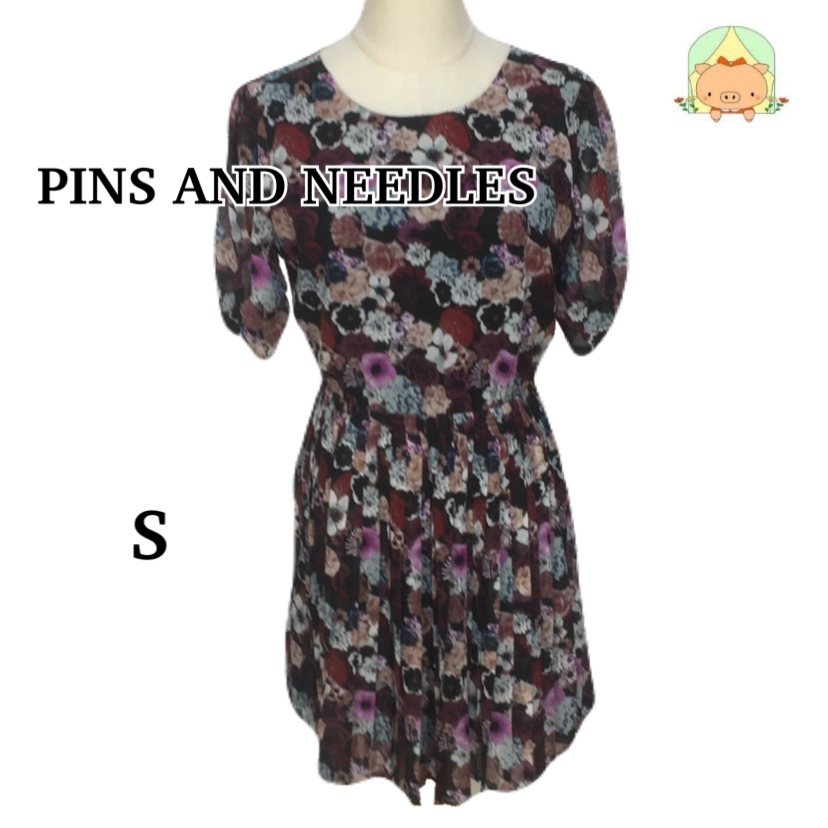 PINS AND NEEDLES 花柄 プリーツ ミニワンピース Sサイズ 背中見せ ガーリー ブラック 大人可愛い ぷーちゃんサポート CA0114拍卖