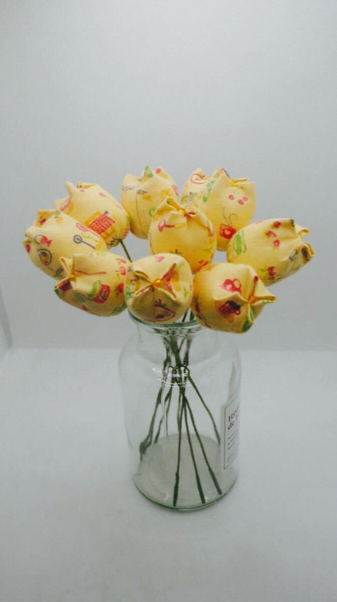 薄いオレンジにキッチングッズ柄 布花 ハンドメイド 10本組 拍卖