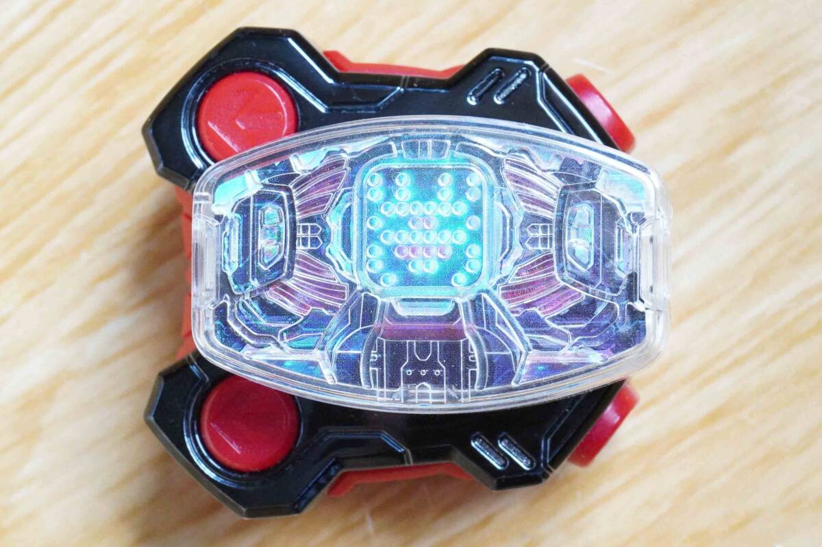 キラキラメッキVer. デモンズドライバーレイズバックル / 仮面ライダーギーツ DXデザイアドライバー対応拍卖