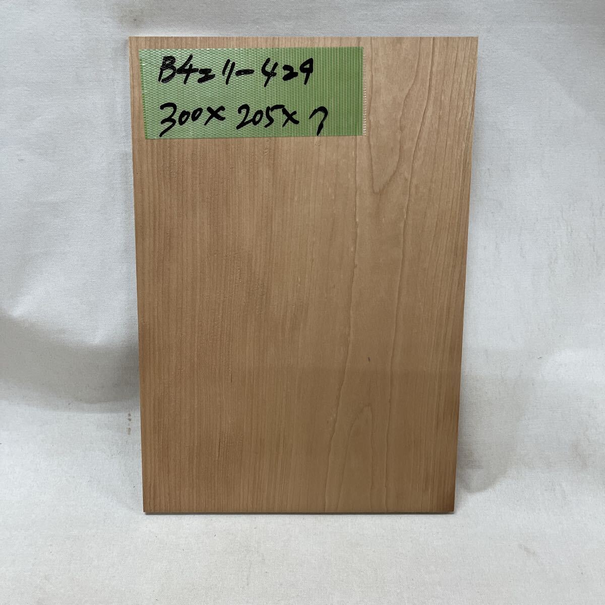 ブラックチェリー429 300x 205x7拍卖