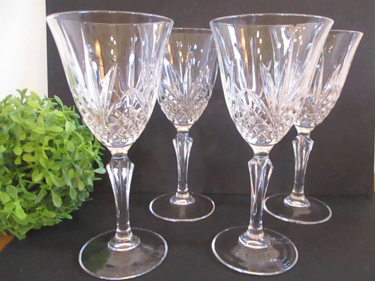 【美品】ワイングラス 4個セット 脚付きグラス クリスタルガラス カットデザイン シャンパングラス 工芸ガラス アルコールグッズ 酒器拍卖